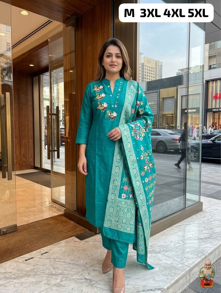 Graceful Traditional Work Kurti Set view 2