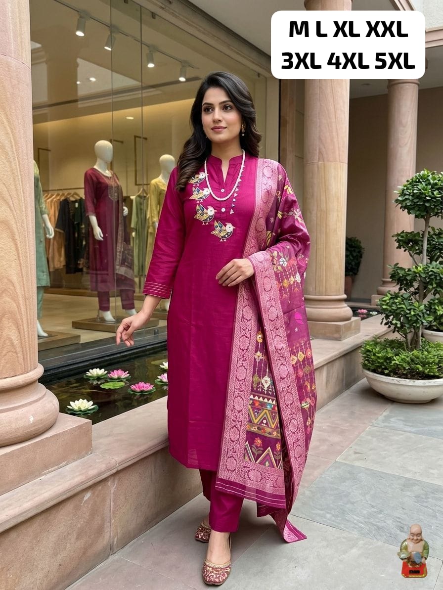 Graceful Traditional Work Kurti Set view 3