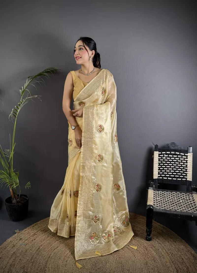 Organza Silk Saree with Rich Banglori Blouse view 12