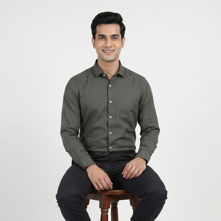 Dark Green Spread Collar Formal Shirt