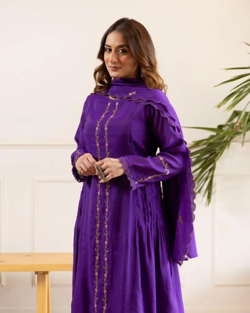 Mul Chanderi kurti set view 4