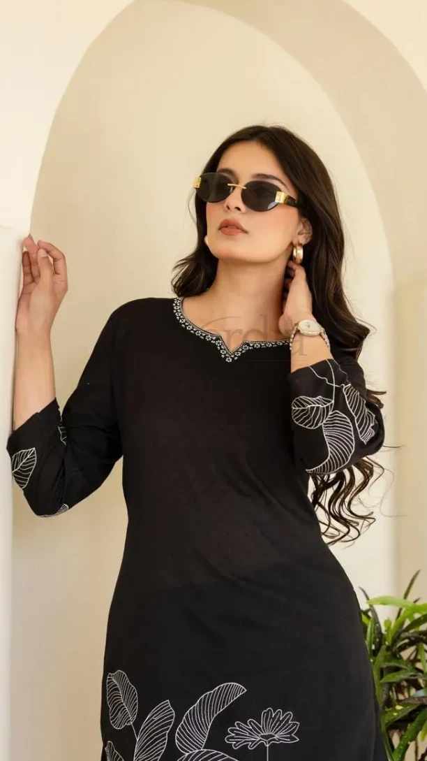 Elegant Two Piece Rayon Co-ord Set with Intricate Embroidery Paired with Rayon Pants view 7