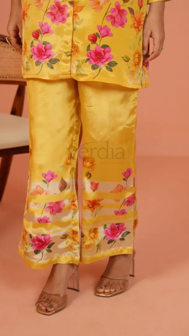 Two Piece Digital Designer Floral Print Crepe Co-ord Set view 5