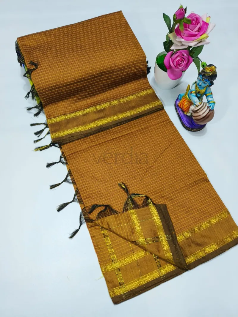 Arani Checked Cotton Saree view 4