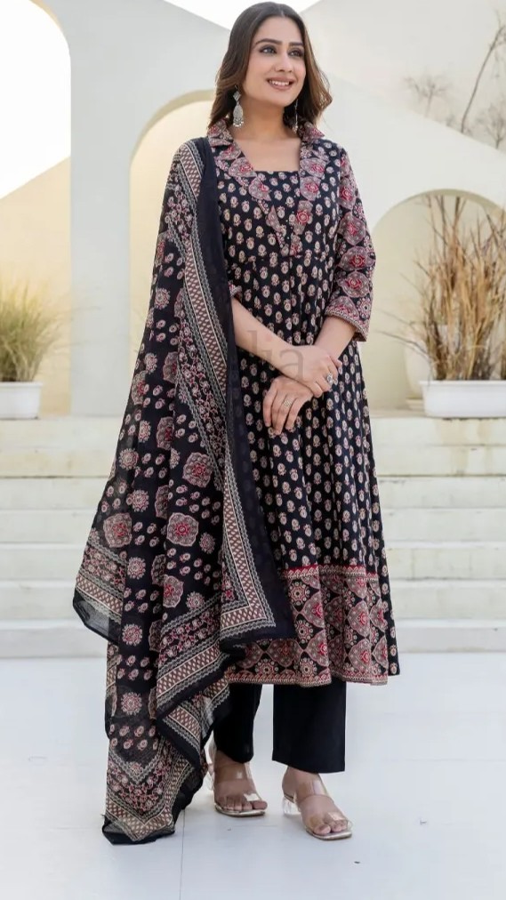 Premium Cotton Kurti Set with Sequins Work view 2