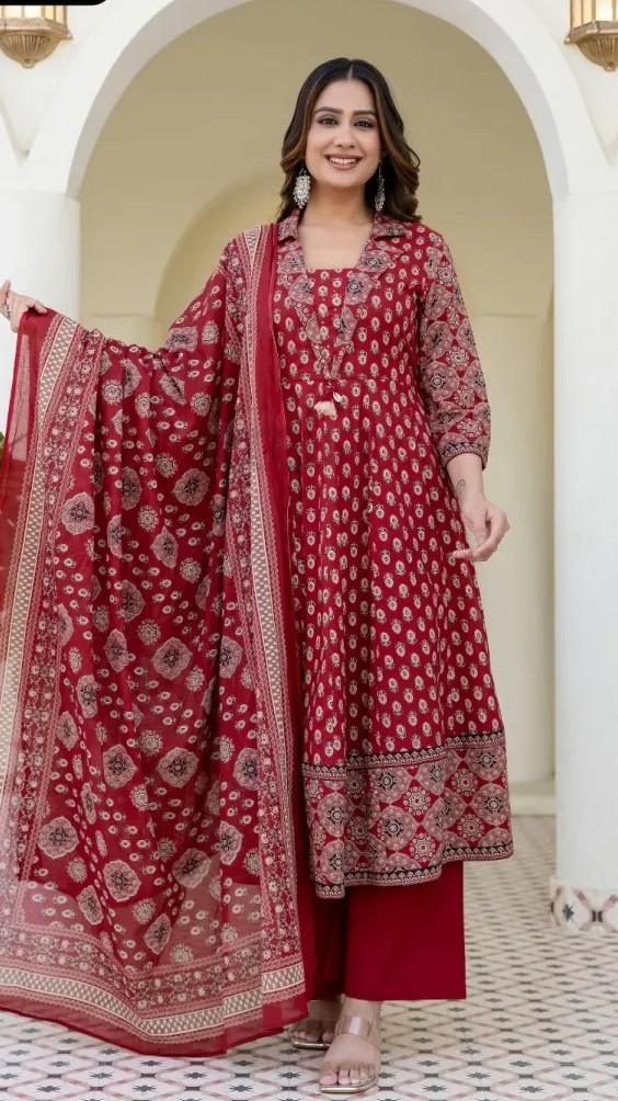 Premium Cotton Kurti Set with Sequins Work view 8