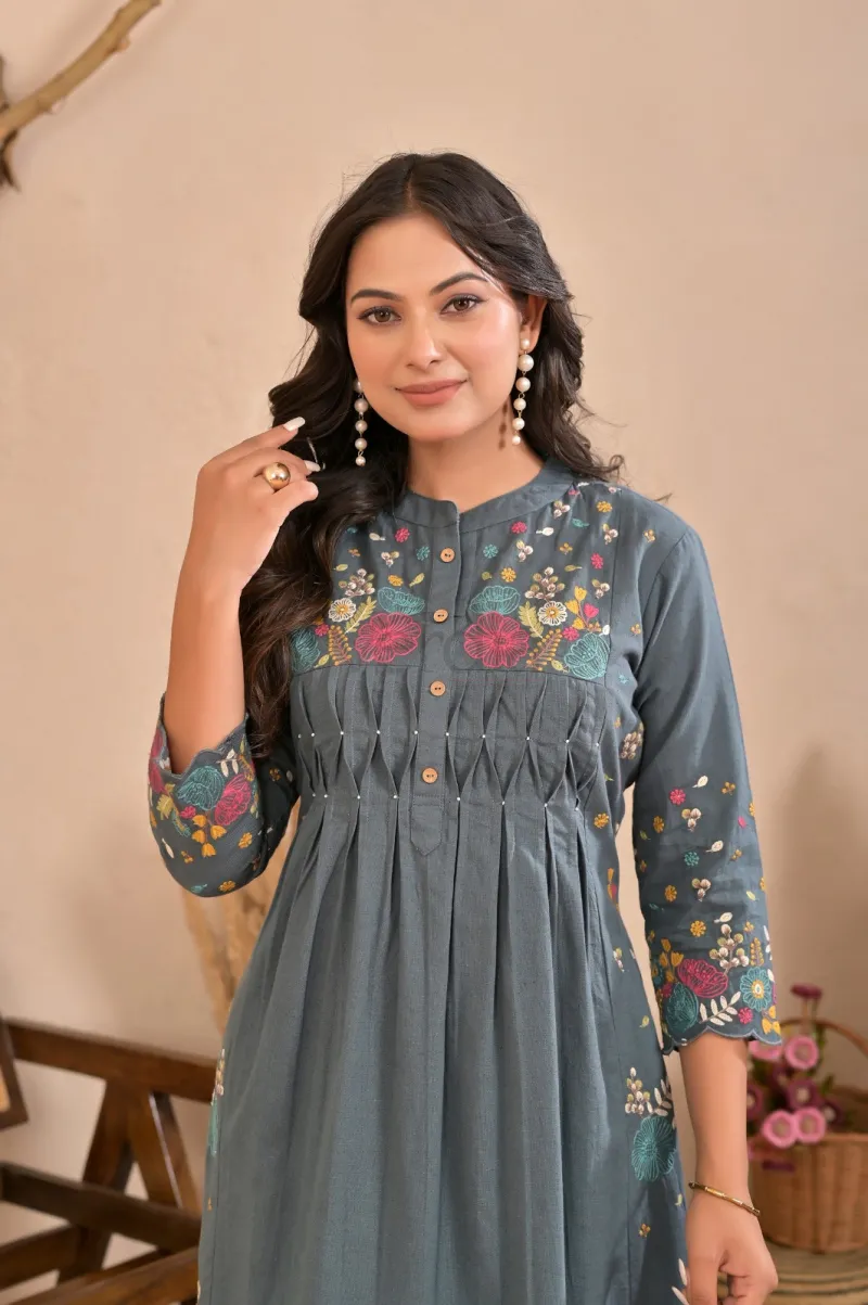 Kurti Palazzo Set with Embroidery and Handwork view 8