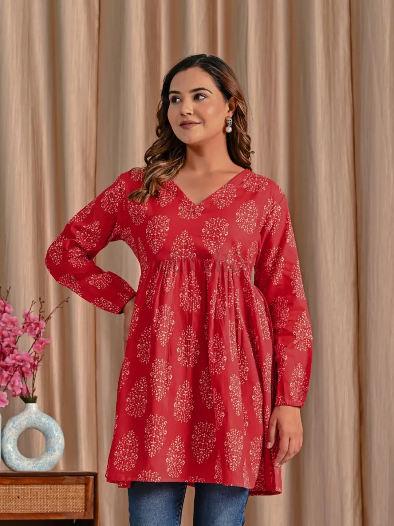 Soft cotton short kurti view 4