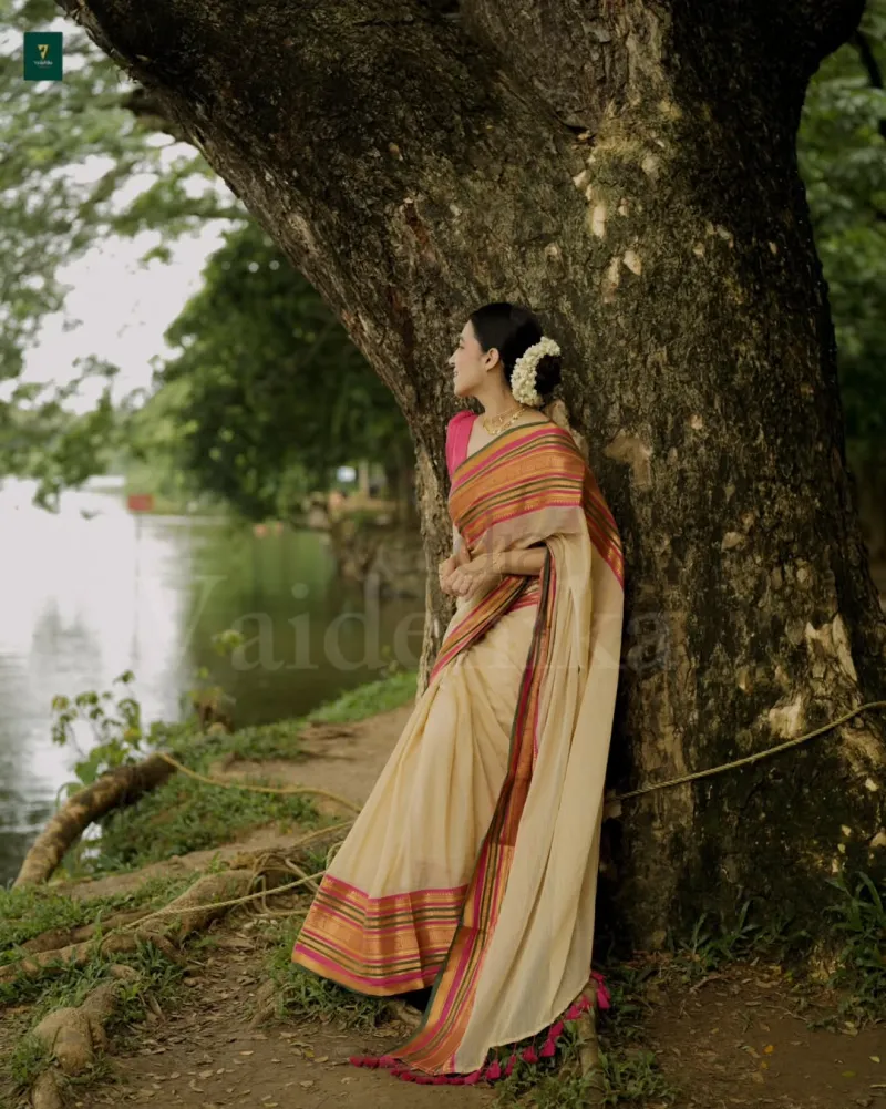 Kerala Onam special weaves; Pure Mulmul cotton saree (with running blouse piece)
