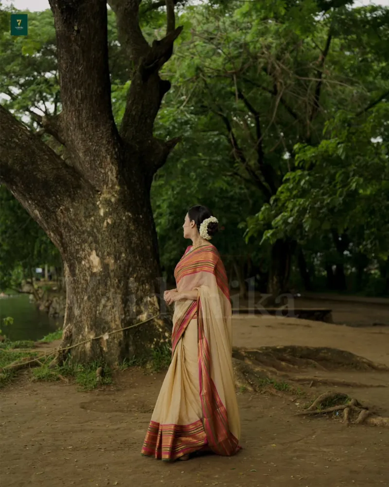 Kerala Onam special weaves; Pure Mulmul cotton saree (with running blouse piece) view 14