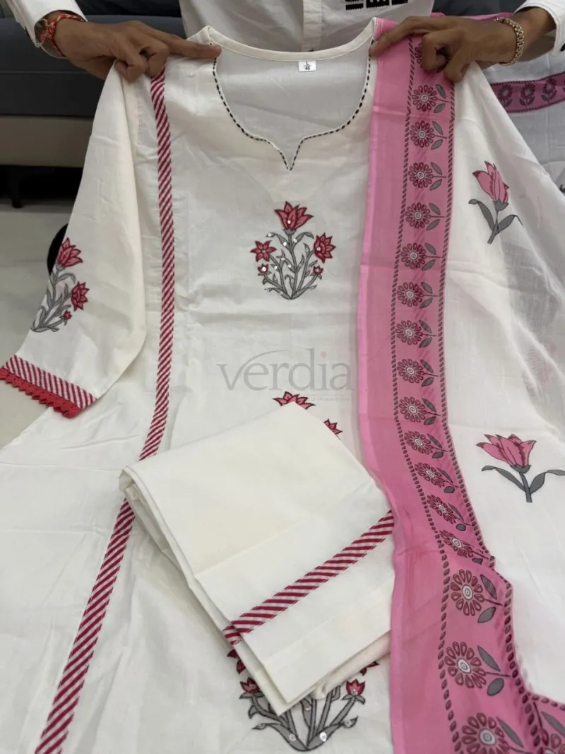 Premium Cotton kurti Set view 3