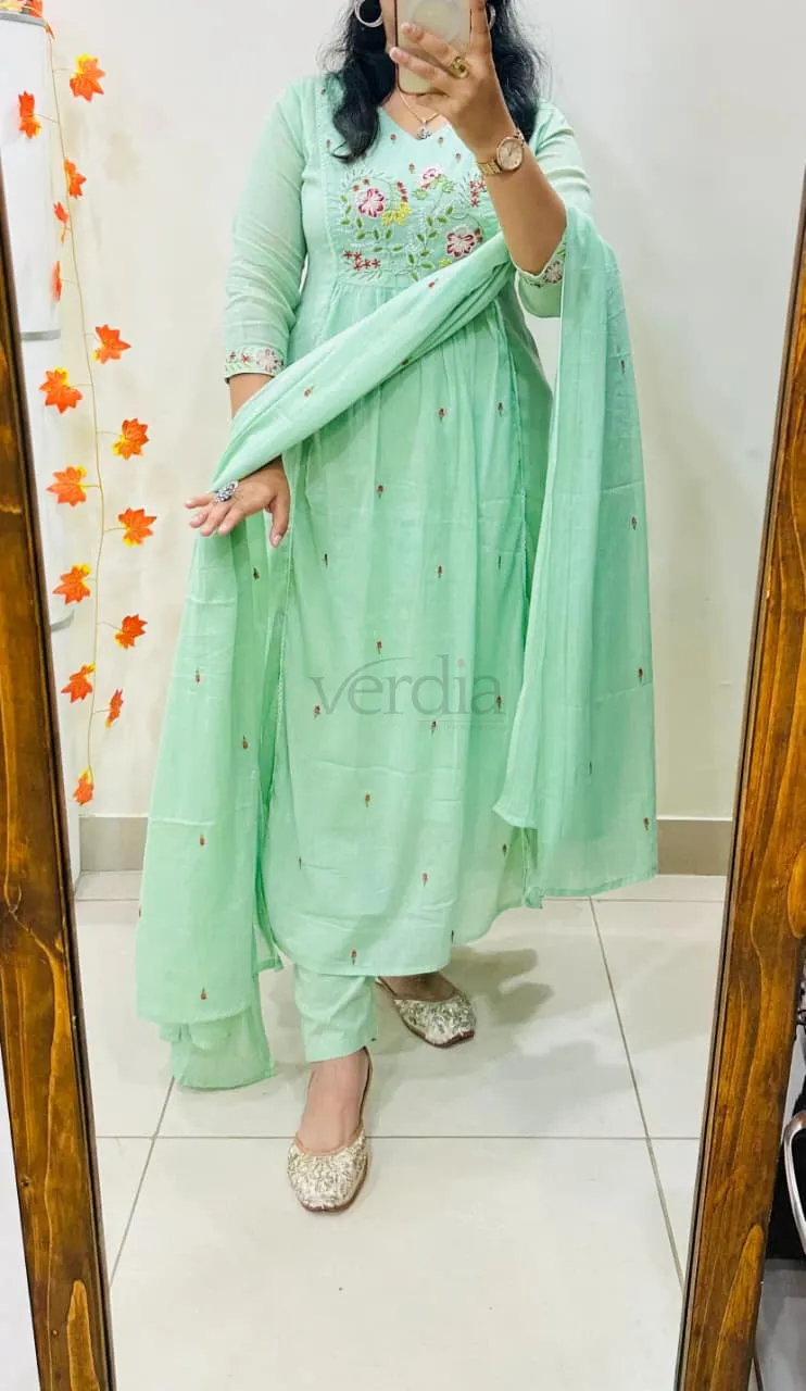 Premium Pure Mul cotton kurti Pant Dupatta set view 15