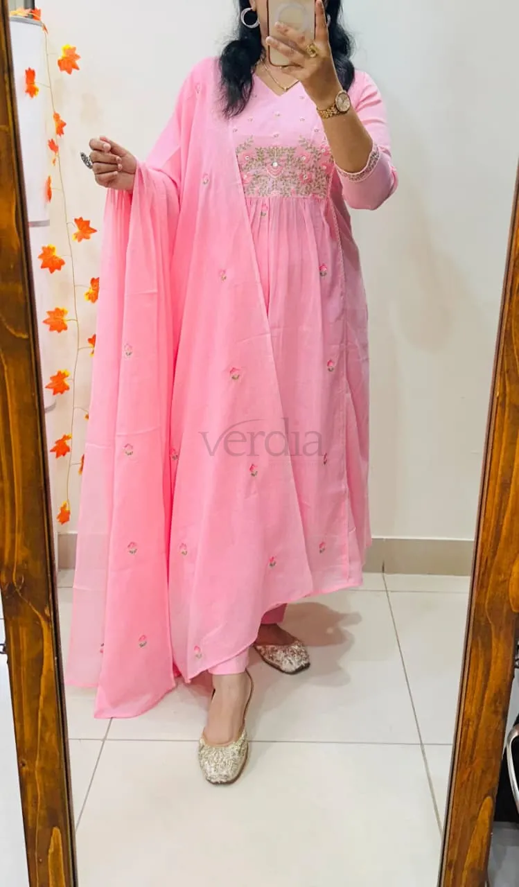Premium Pure Mul cotton kurti Pant Dupatta set view 10