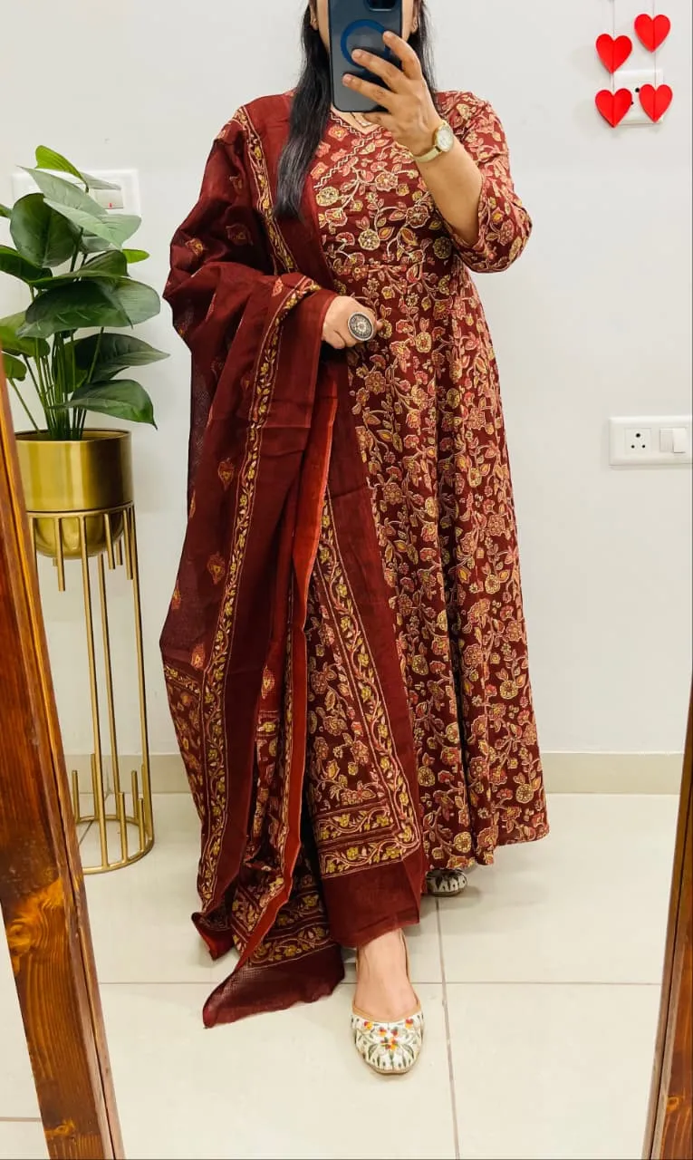 Kalamkari Print Idaho style floral kali kurti pant dupatta set view 4
