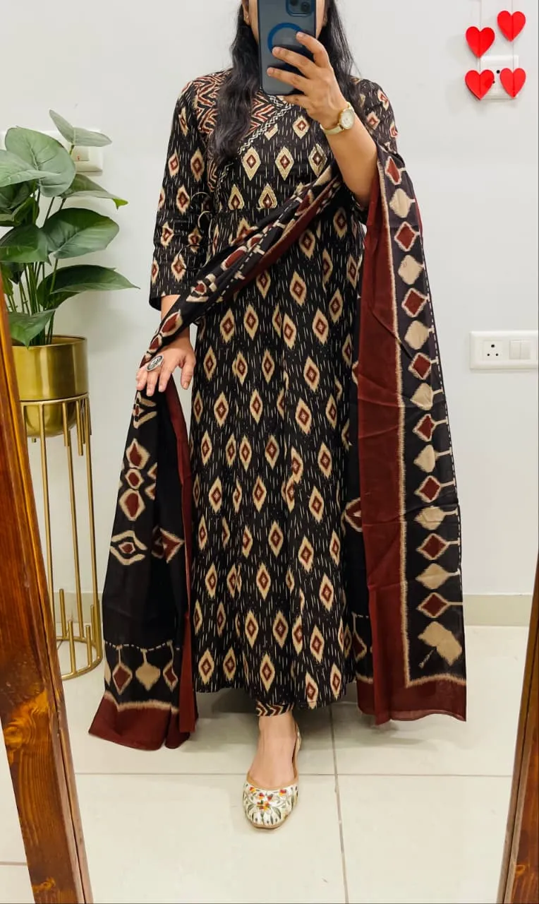 Idaho style floral Kalamkari print kurti set view 3