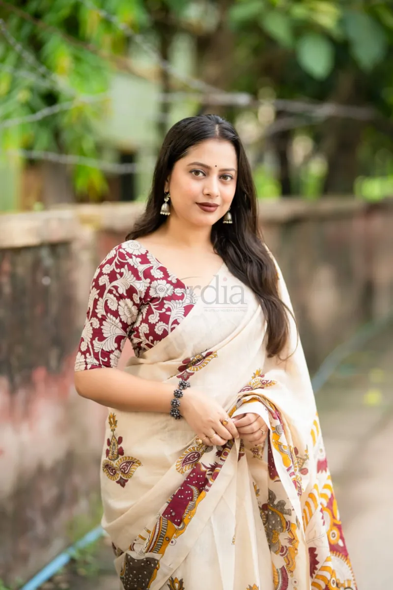 Soft linen saree with elegant kalamkari style prints. view 4