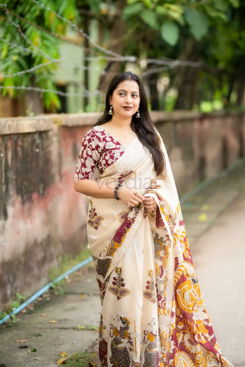 Soft linen saree with elegant kalamkari style prints. view 8