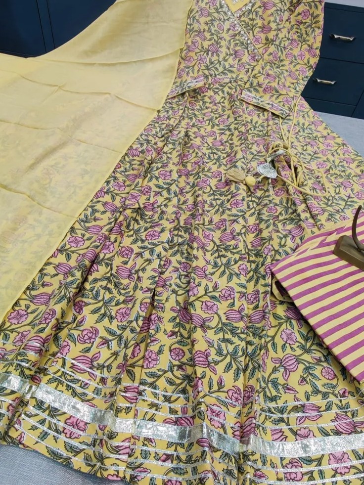 Cotton Anarkali with gota detailing and tassels view 2