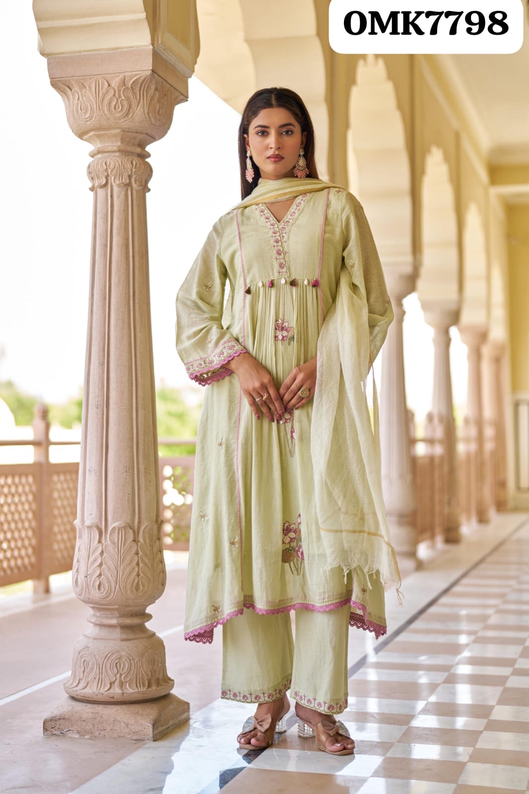 Mulmul Anarkali Kurti Set view 3